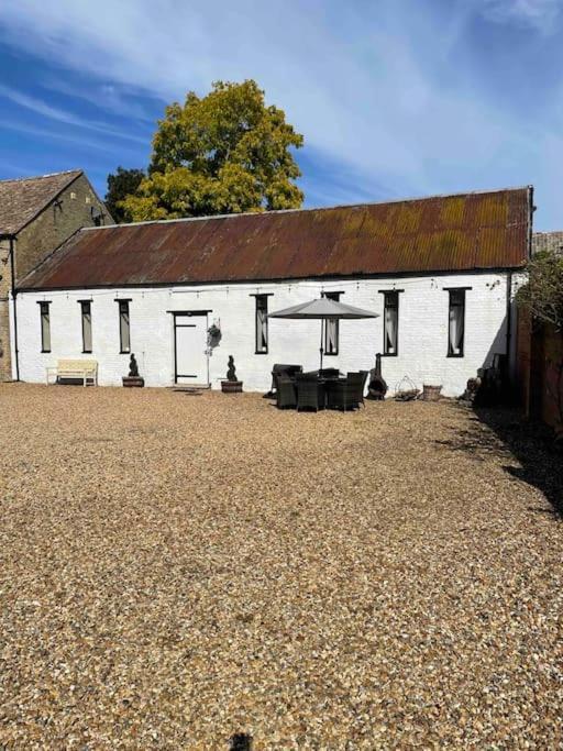 The Old Hay Barn - Games Room, Gym, Sleeps 8 Godmanchester ภายนอก รูปภาพ